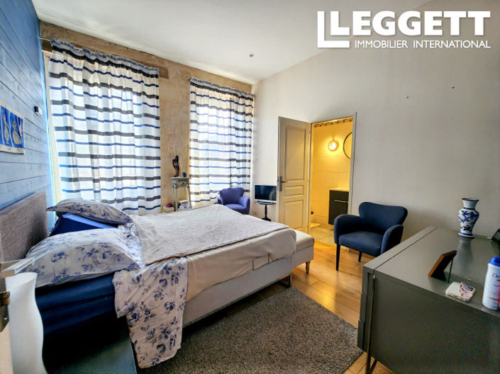 Image No.7-4 Bed House for sale