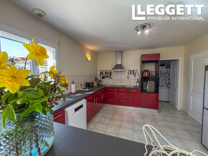 Image No.5-4 Bed House for sale