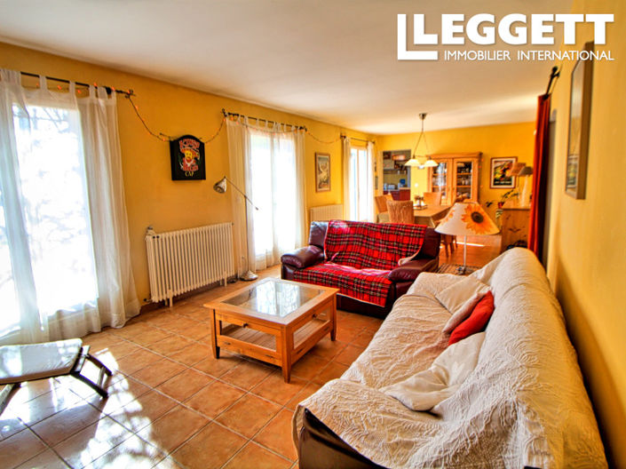 Image No.8-3 Bed House for sale