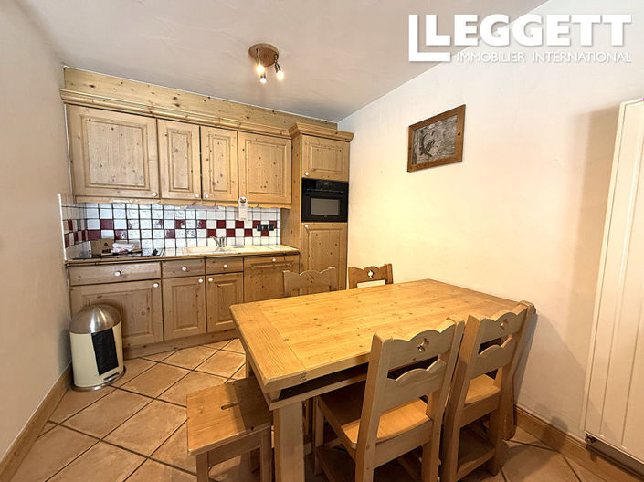 Image No.8-2 Bed Apartment for sale