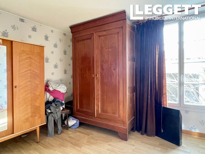 Image No.9-3 Bed House for sale