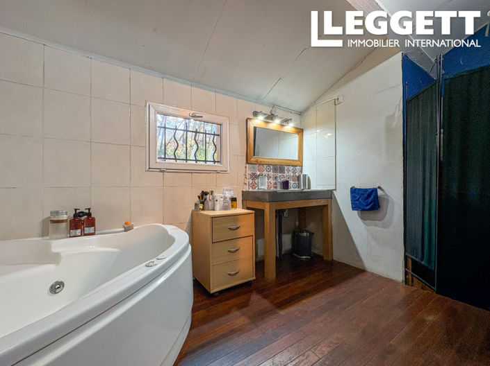 Image No.7-2 Bed House for sale