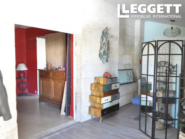 Image No.10-1 Bed Commercial for sale