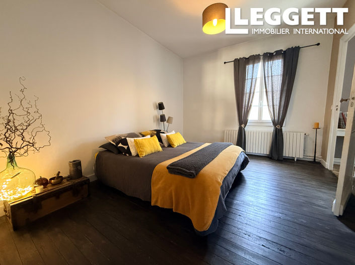Image No.5-4 Bed House for sale