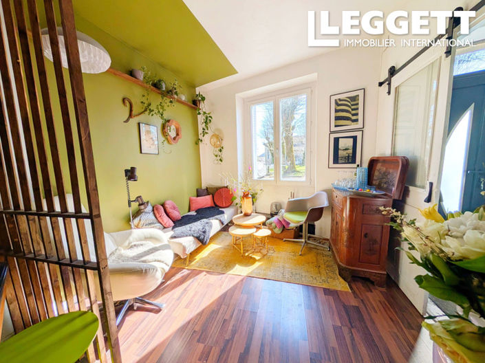 Image No.5-5 Bed House for sale