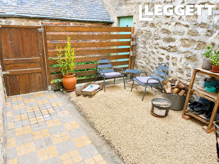 Image No.9-5 Bed House for sale