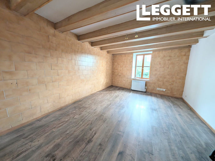Image No.10-2 Bed House for sale