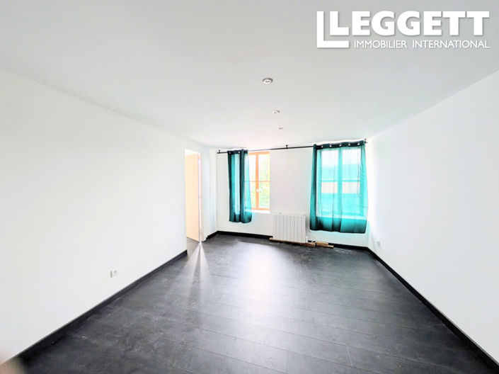 Image No.6-2 Bed House for sale