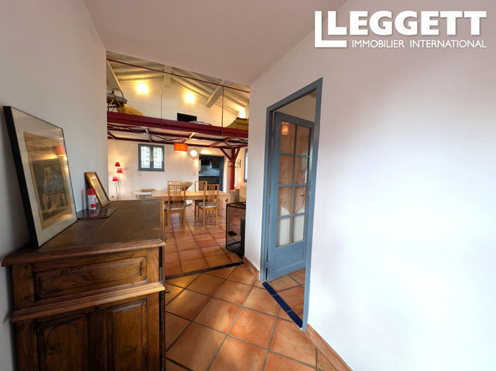 Image No.7-5 Bed House for sale