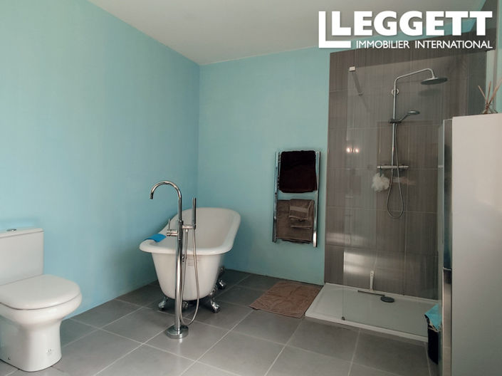 Image No.7-3 Bed House for sale