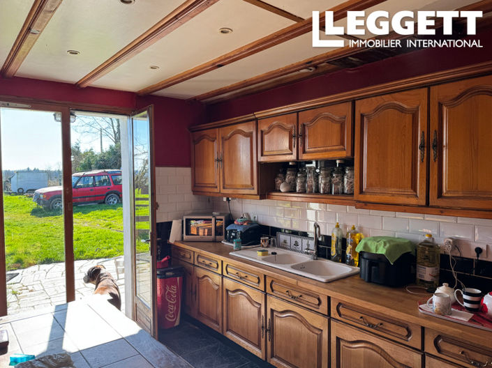Image No.6-3 Bed House for sale