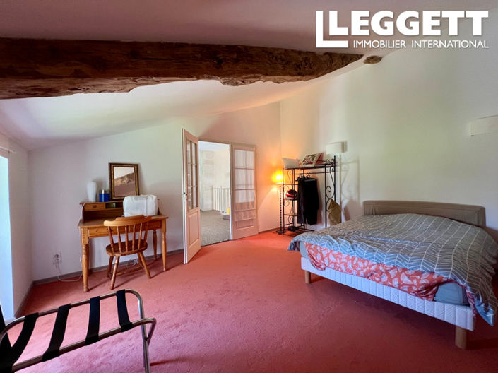 Image No.5-7 Bed House for sale