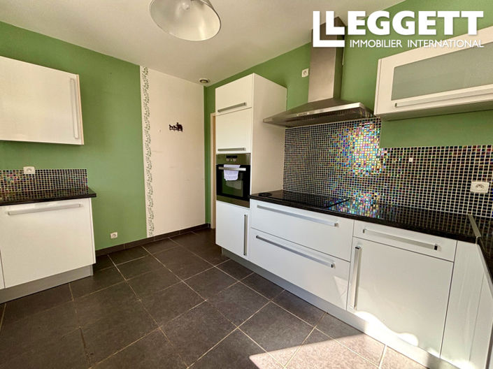 Image No.3-2 Bed House for sale
