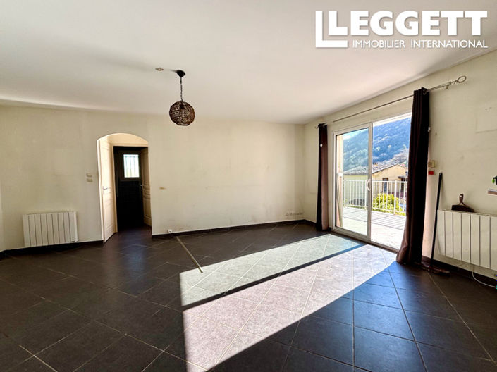 Image No.6-2 Bed House for sale