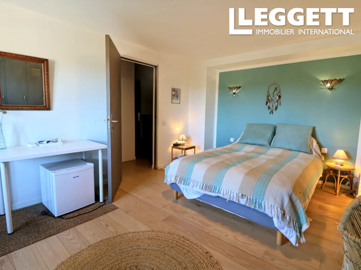 Image No.6-2 Bed House for sale