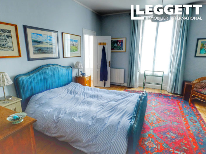 Image No.7-3 Bed House for sale
