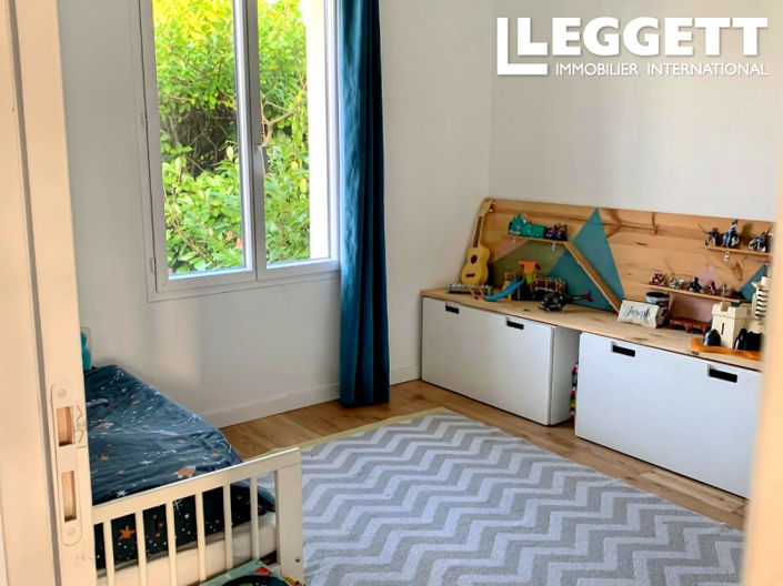 Image No.5-4 Bed House for sale