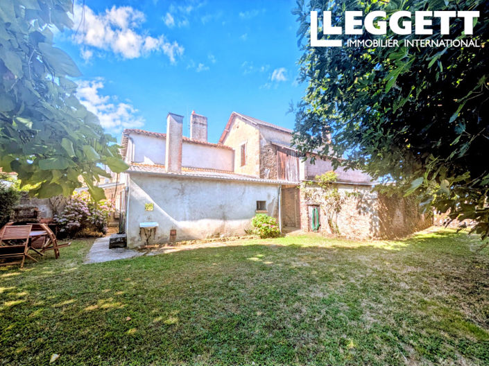 Image No.10-3 Bed House for sale