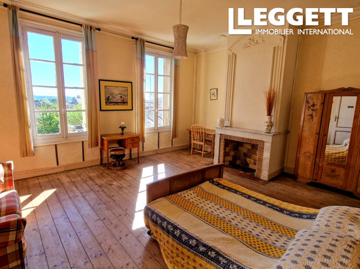 Image No.5-7 Bed House for sale