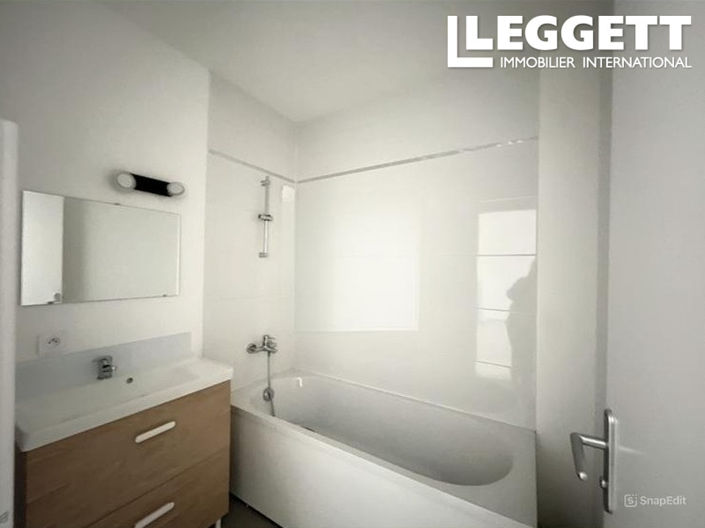 Image No.6-7 Bed House for sale