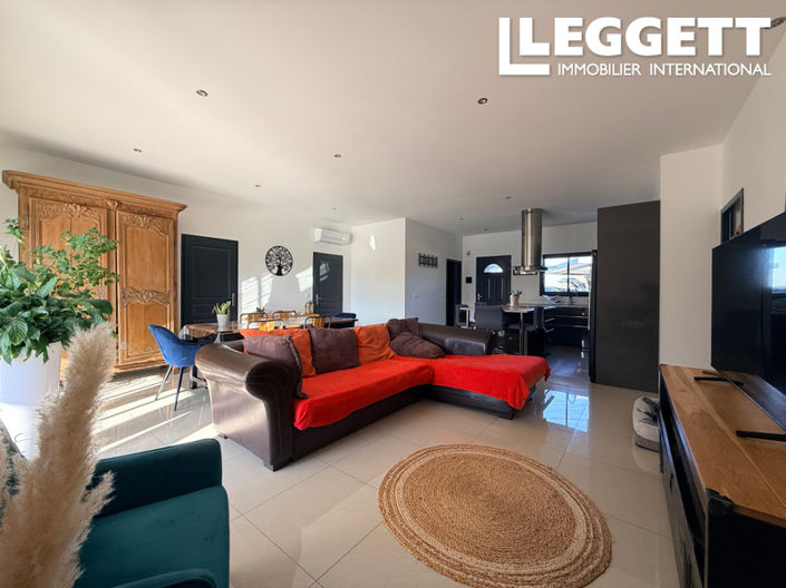 Image No.2-3 Bed House for sale