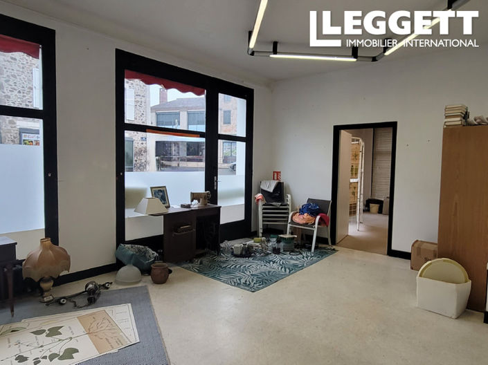 Image No.8-Appartement de 2 chambres à vendre