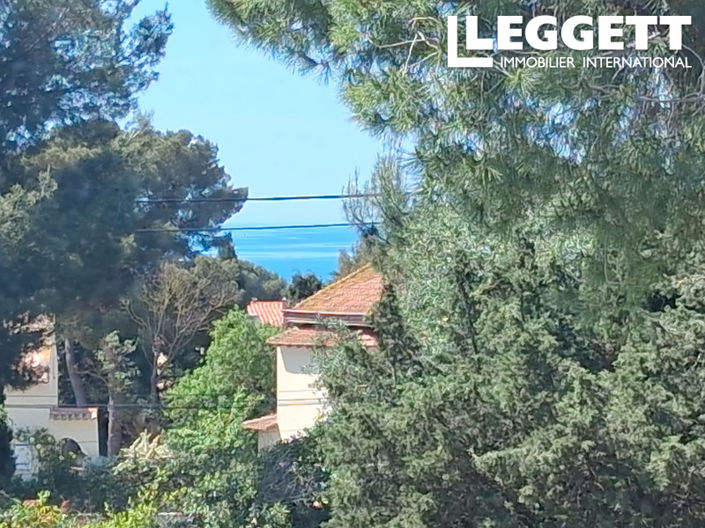 Image No.2-6 Bed House for sale