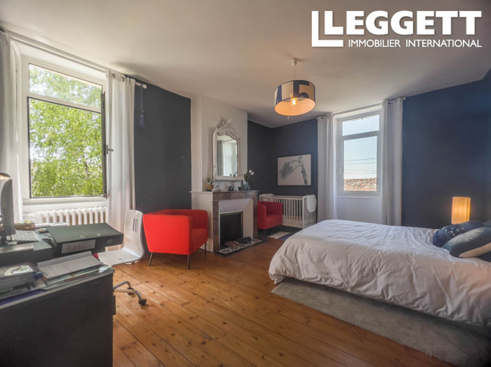 Image No.10-5 Bed House for sale