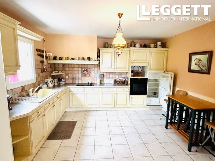 Image No.4-4 Bed House for sale