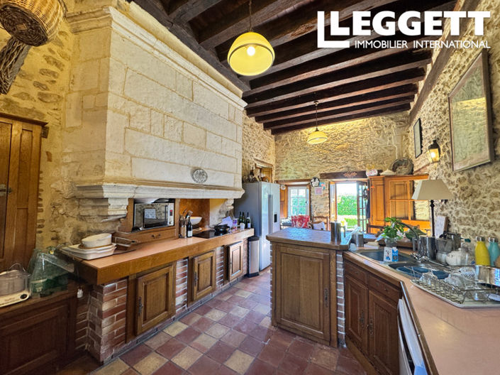 Image No.3-10 Bed House for sale