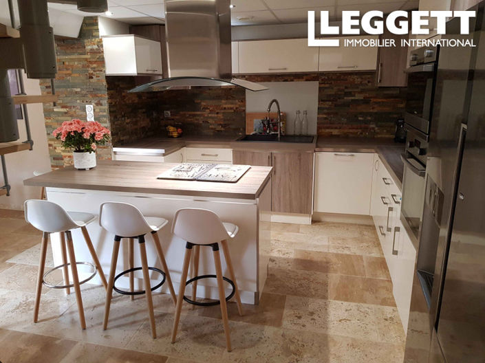Image No.4-5 Bed House for sale
