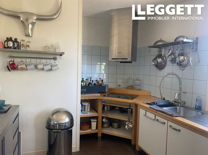 Image No.4-6 Bed House for sale