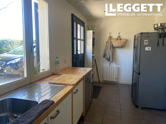 Image No.5-6 Bed House for sale
