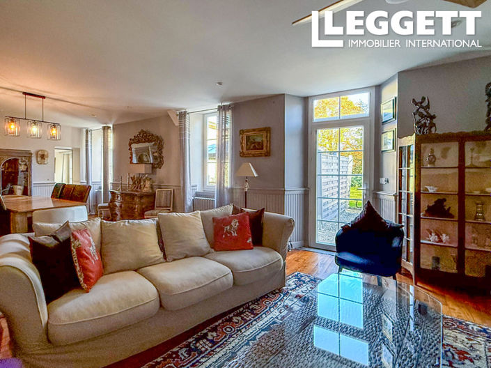 Image No.5-9 Bed House for sale