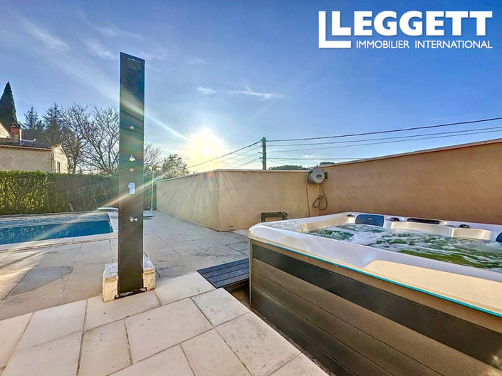 Image No.3-4 Bed House for sale