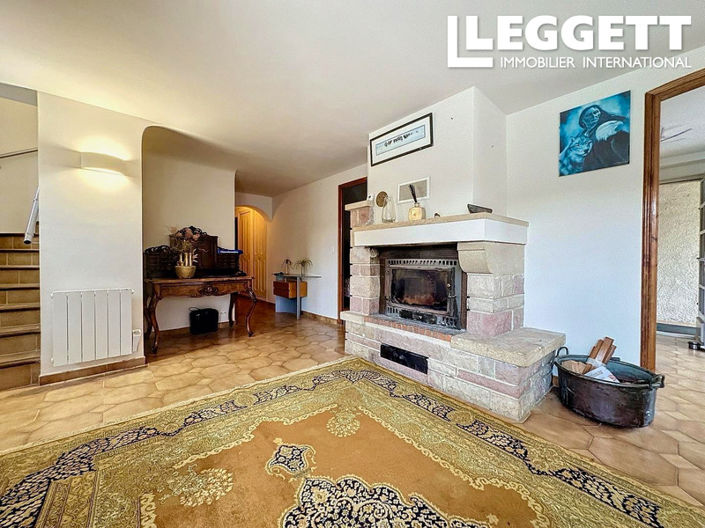 Image No.8-4 Bed House for sale