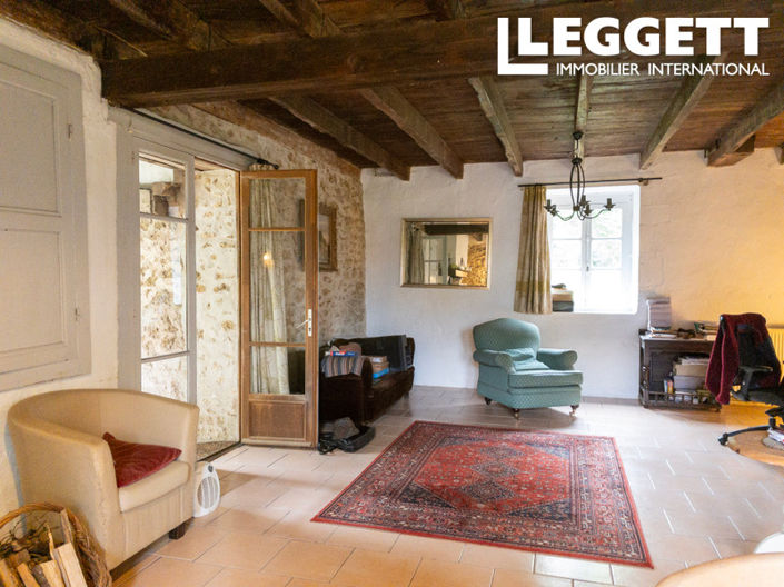 Image No.6-3 Bed House for sale
