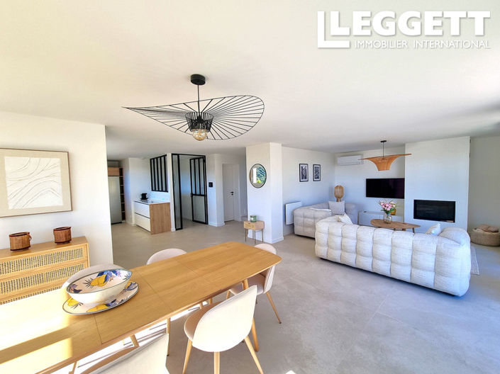 Image No.7-4 Bed House for sale