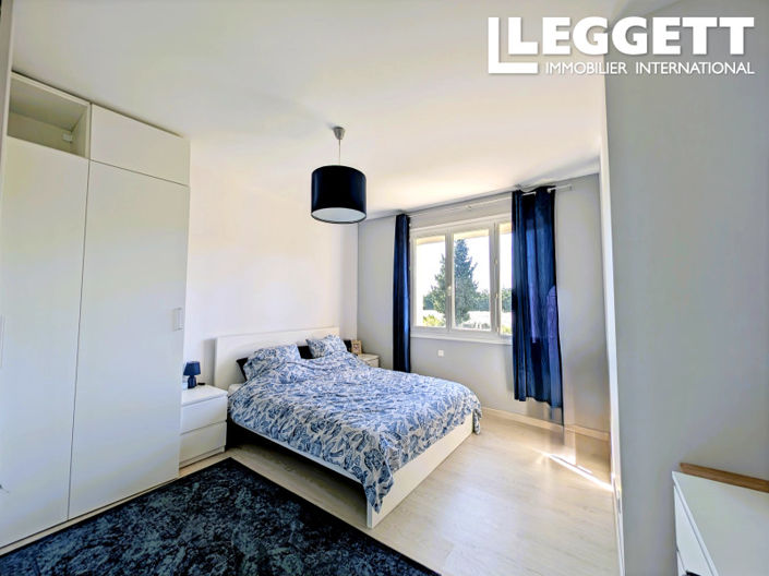 Image No.9-7 Bed House for sale