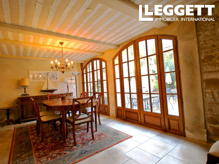 Image No.6-5 Bed House for sale