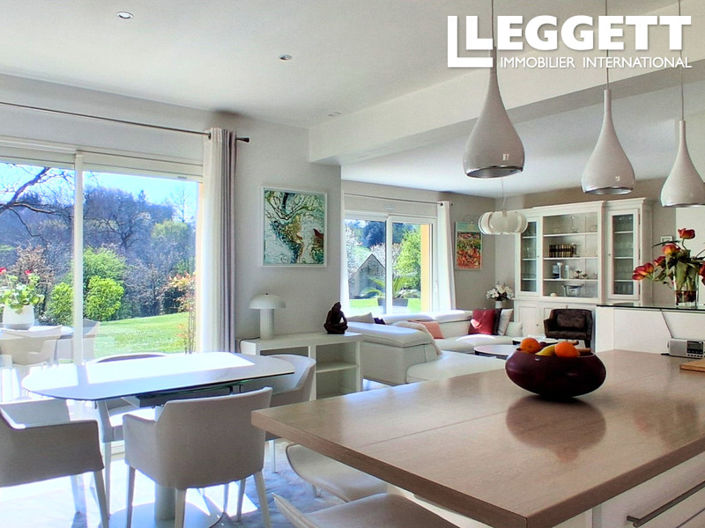 Image No.4-4 Bed House for sale