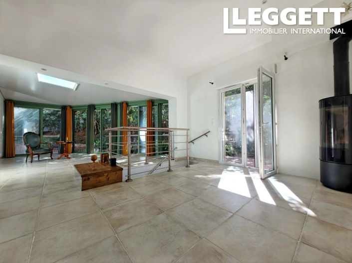 Image No.4-4 Bed House for sale