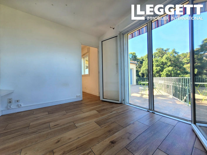 Image No.7-4 Bed House for sale