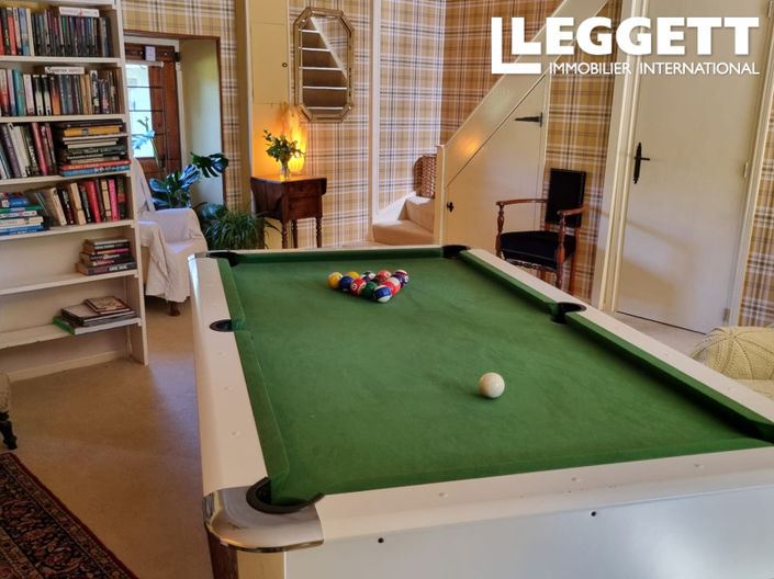 Image No.7-5 Bed House for sale