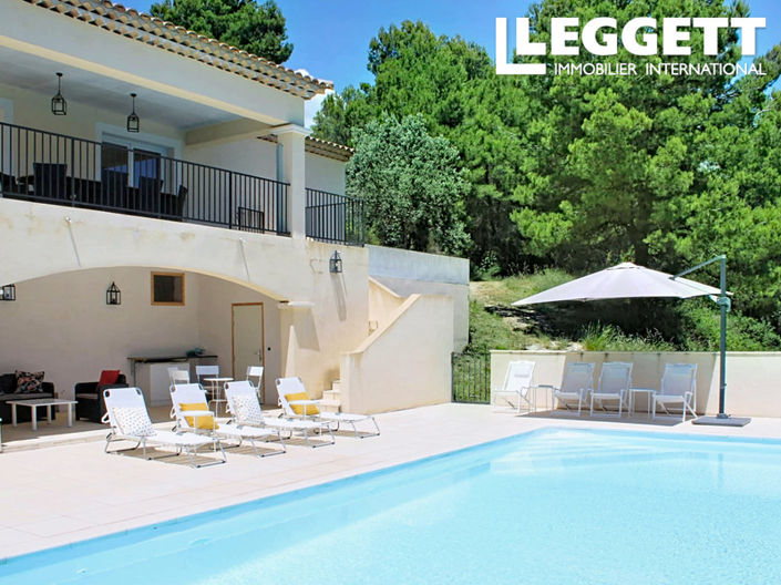 Image No.2-4 Bed House for sale