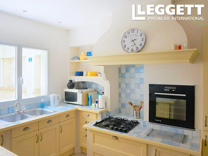 Image No.9-4 Bed House for sale