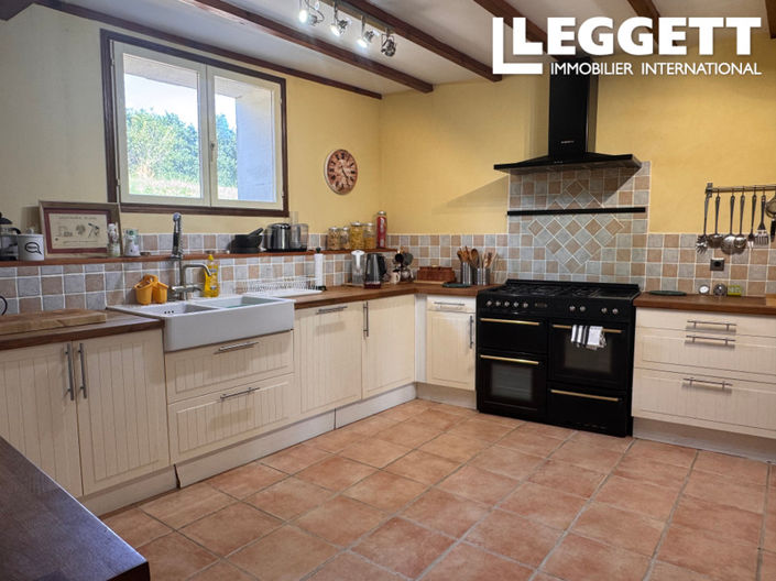 Image No.3-5 Bed House for sale