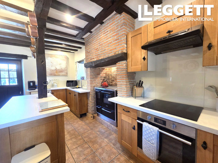 Image No.5-5 Bed House for sale