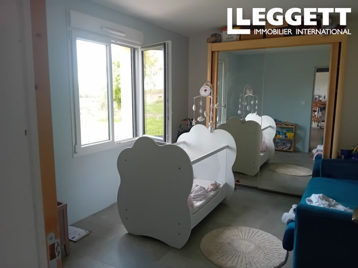 Image No.7-4 Bed House for sale