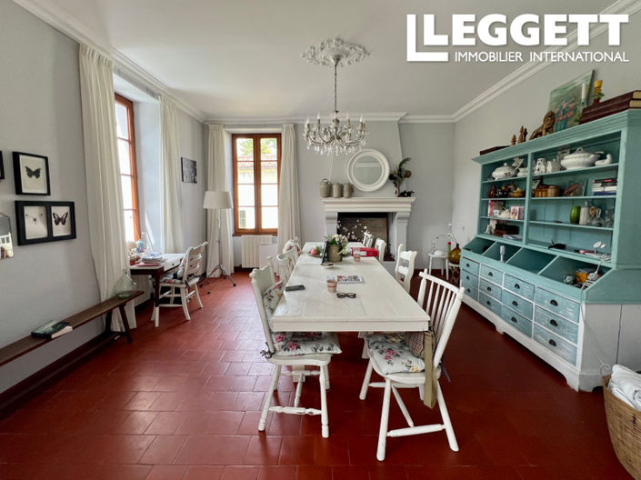 Image No.4-5 Bed House for sale